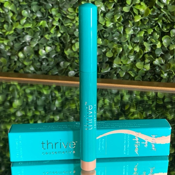 Thrive Causemetics STELLA Brilliant Eye Brightener | NEW | Champagne Shimmer - Picture 4 of 9